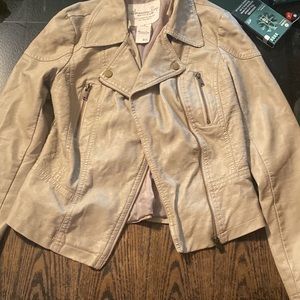 Women’s Faux  leather jacket long sleeve Non leather